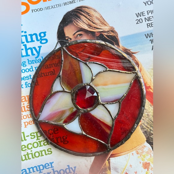 Vintage Stained Glass Art Medallion Design Cross Within Circle Ornament Decor - Picture 3 of 6